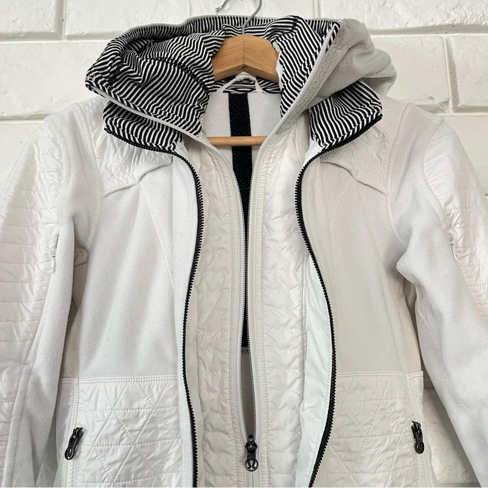 Lululemon Fleecy Keen Jacket II in Ghost White